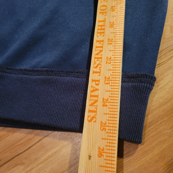 VINTAGE ALERT: Howard University Zip Up Jacket by Champion Sz Medium - Picture 11 of 11